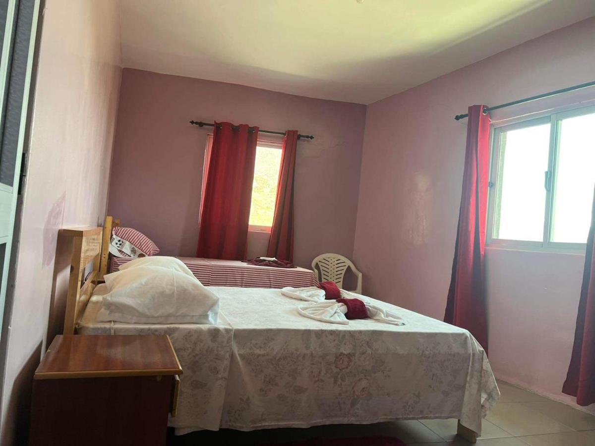 Casa Ze & Sonia Bed & Breakfast Portela Eksteriør bilde